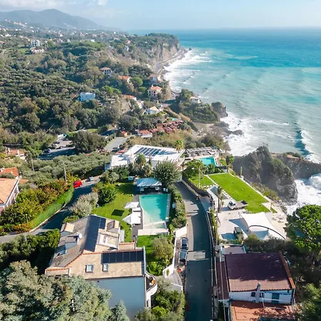 Lägenhet Verney Albisola Superiore